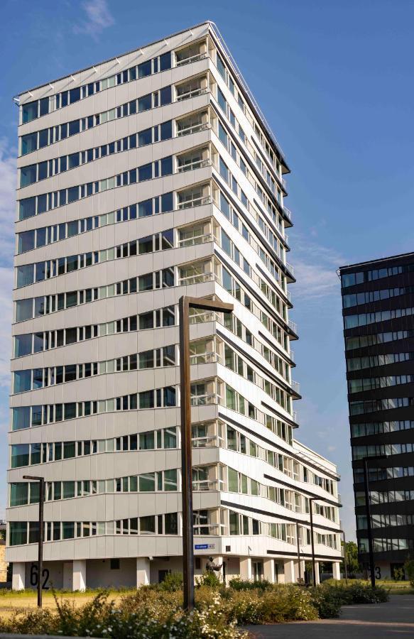 Beautiful Apartment Next To The Kalev Stadium Tallinn Exterior photo